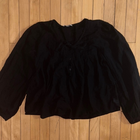 American Eagle Tops - American Eagle Outfitters Black Blouse Flowy size large